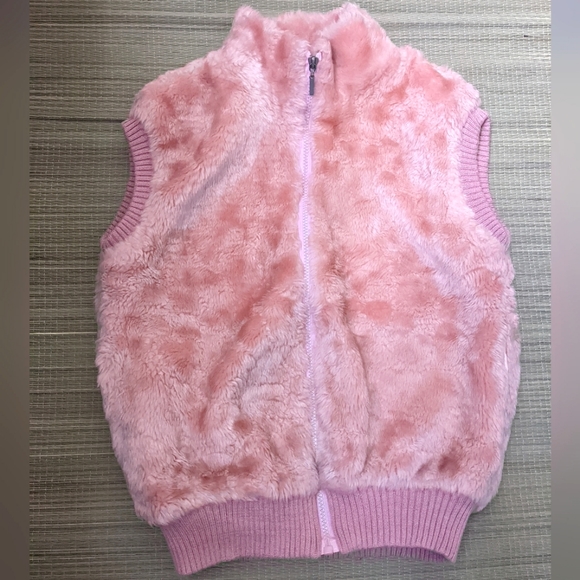 Y2K pink fuzzy vest from Japan M - Picture 1 of 3